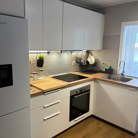 Calm House شقة أرونا